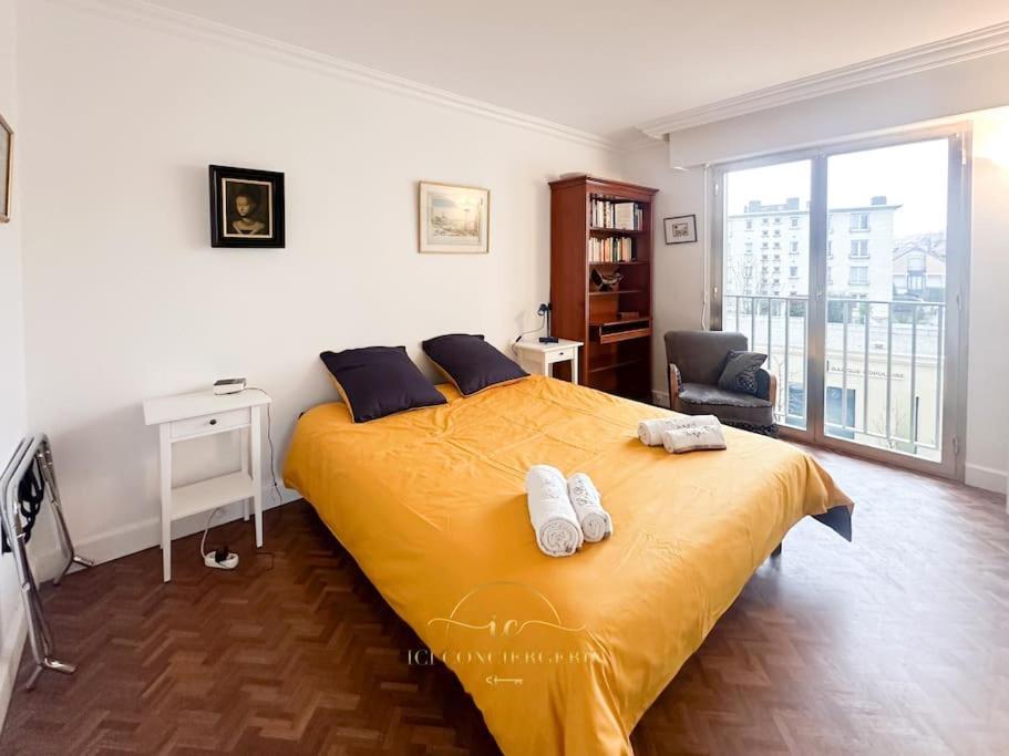 Ferienwohnung L'Archimede - Parking Prive Versailles Exterior foto
