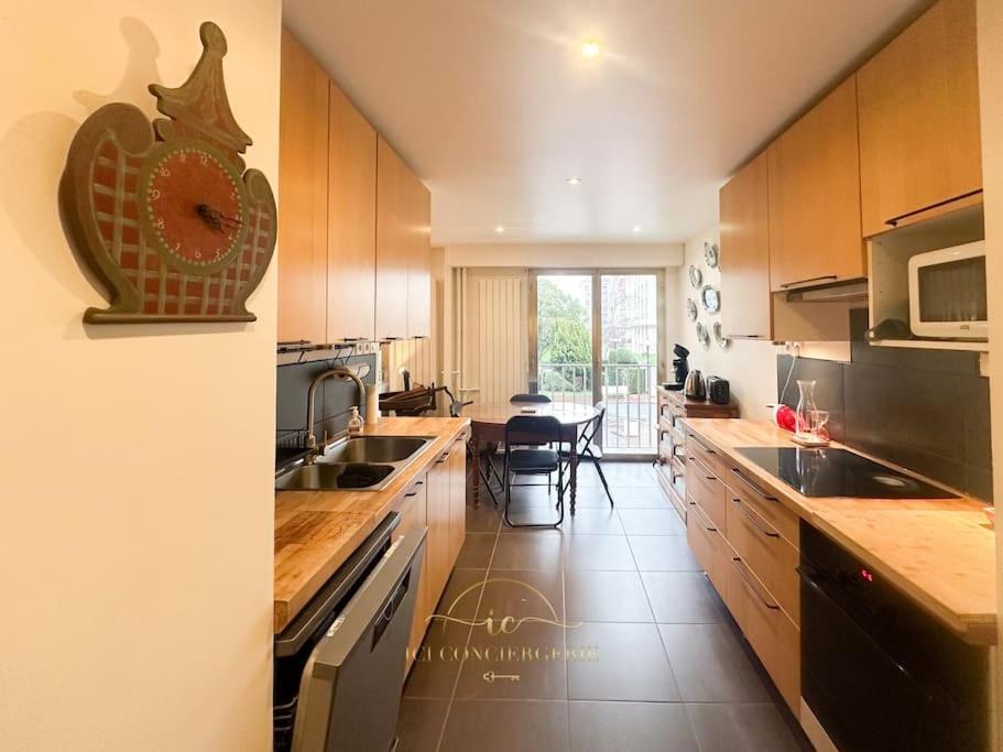 Ferienwohnung L'Archimede - Parking Prive Versailles Exterior foto