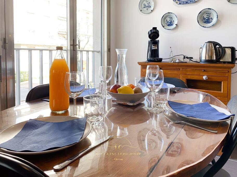 Ferienwohnung L'Archimede - Parking Prive Versailles Exterior foto